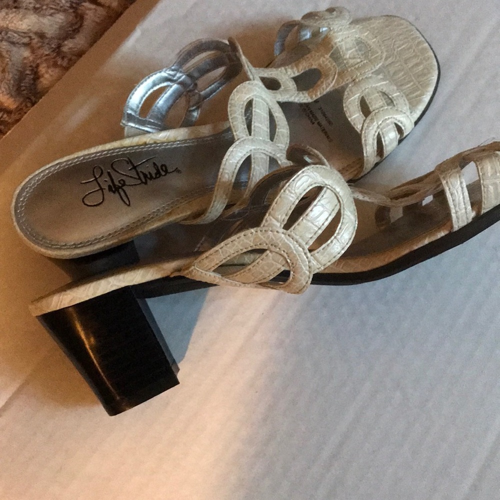 Heeled sandals - Picture 5 of 6